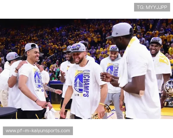 _勇士队投篮火力全开，持续赢得比赛_，勇士篮球视频